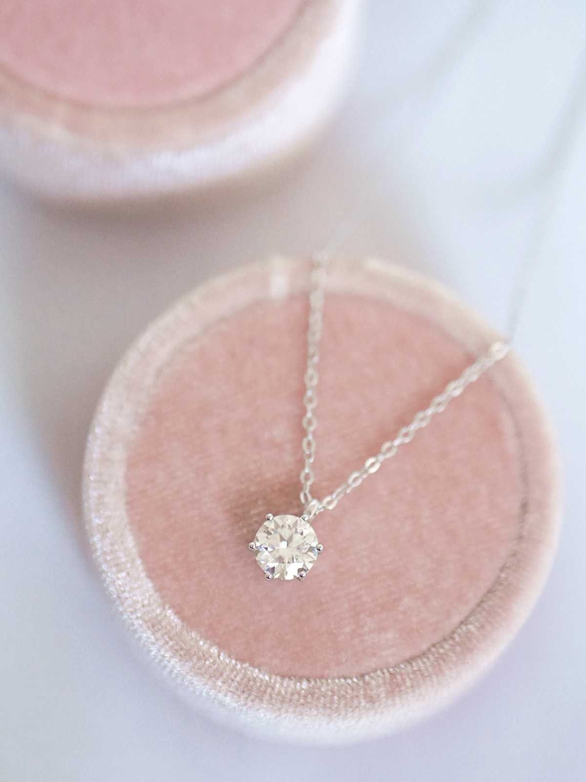 Clair Solitaire Moissanite Pendant